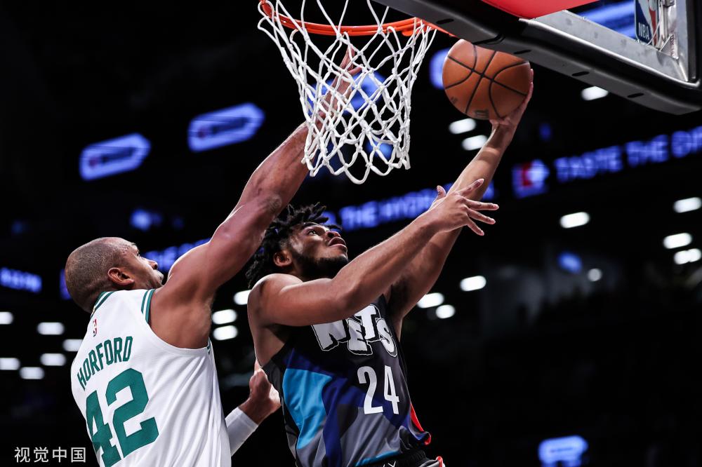 的采访中 的采访中